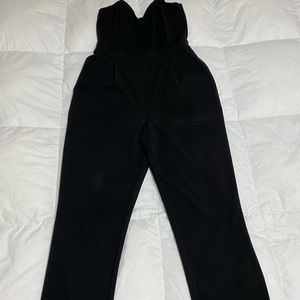 Cute jumpsuit great condition